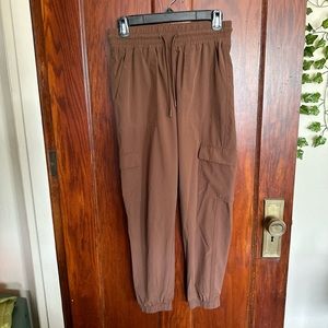 Old Navy jogger pants 👟